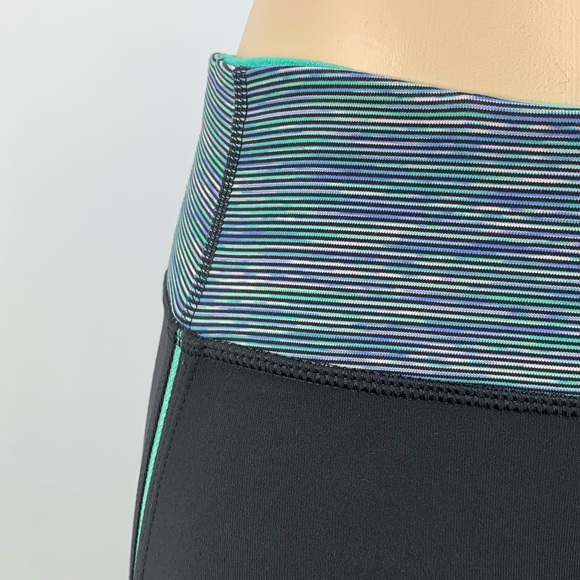 Lululemon Leggings size 6 - Picture 5 of 6